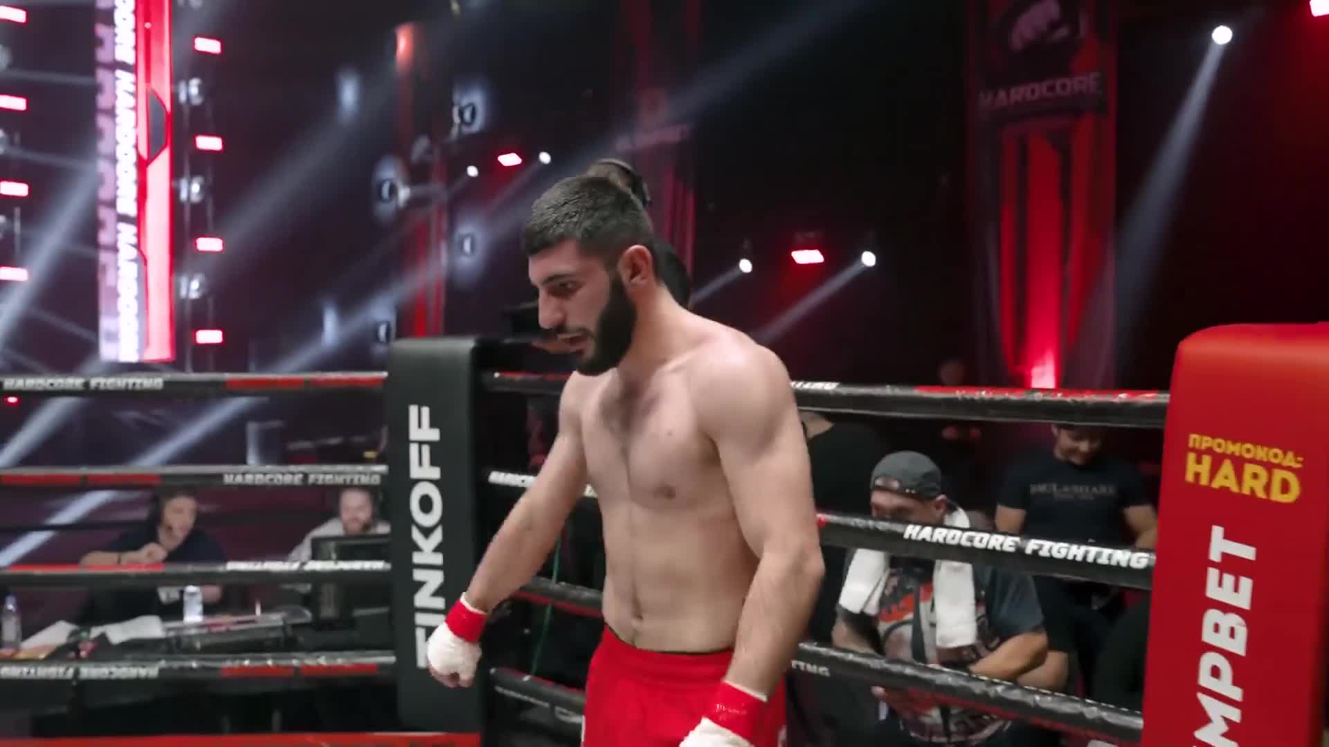 欢迎来到大山姆摔角的直播间