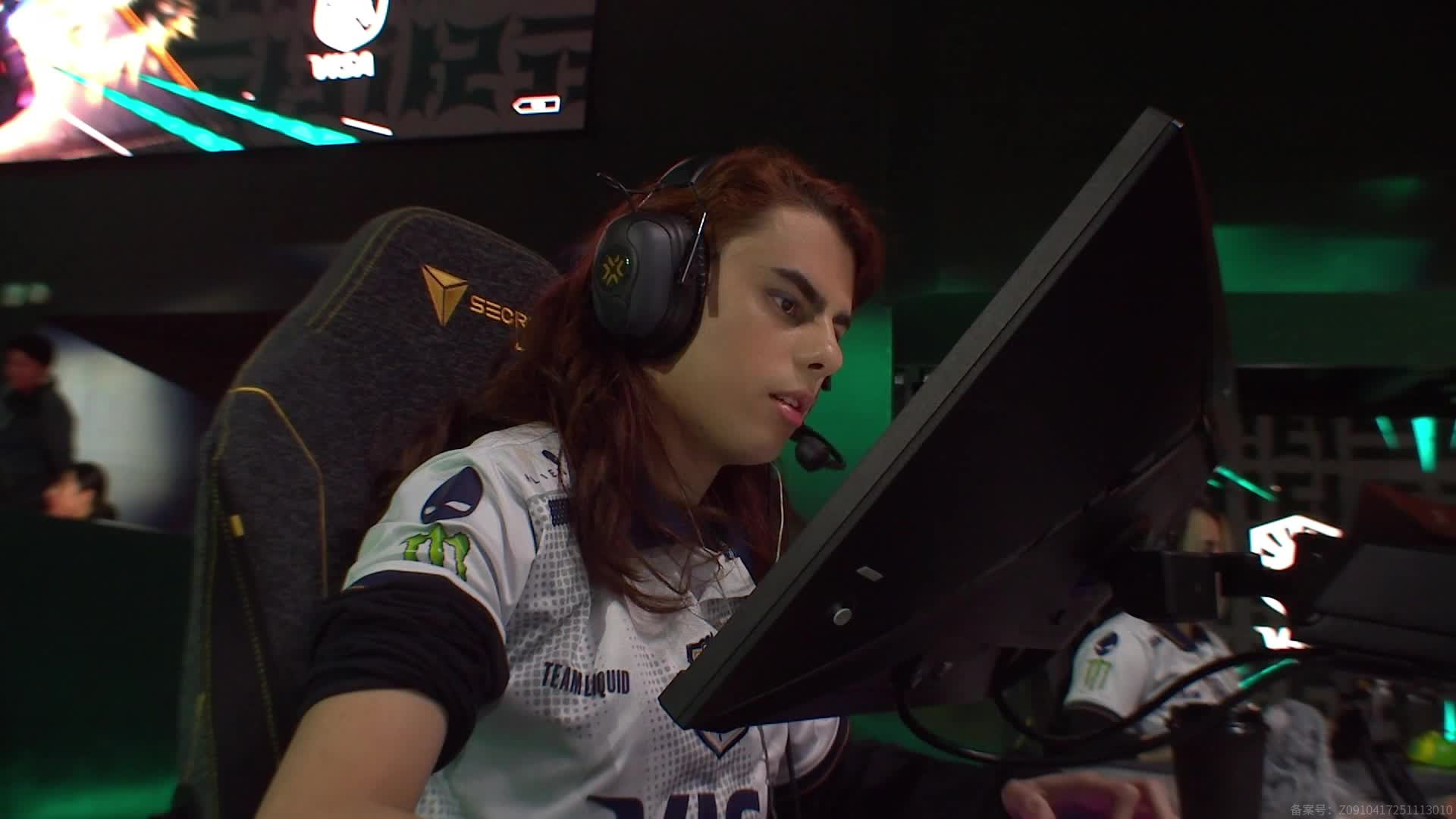 恭喜 TLV 獲得2025改變者全球冠軍賽冠軍！