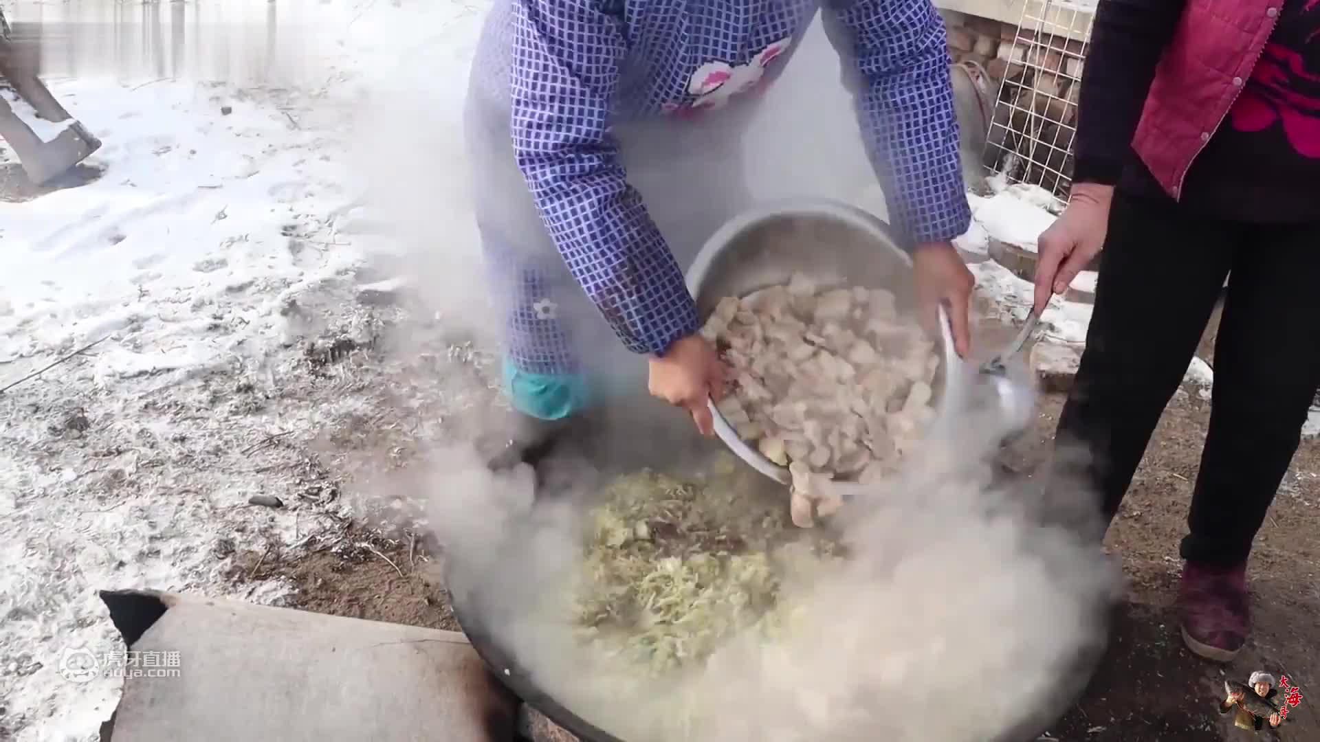 乔治大叔 | 烤肉和土豆