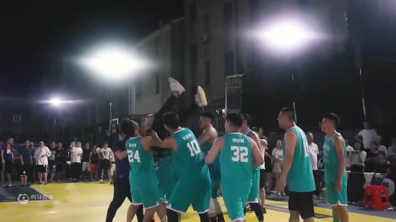 欢迎来到街波王子的直播间