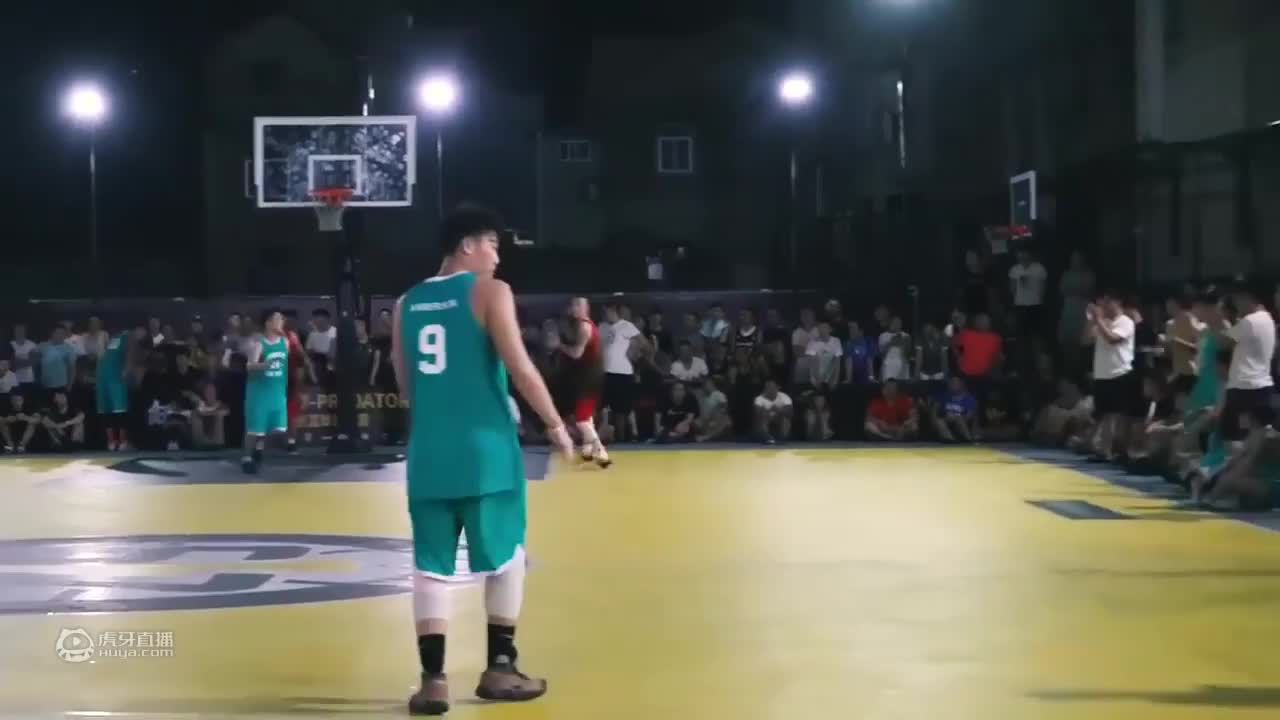 一支队伍一场球，一种坚持