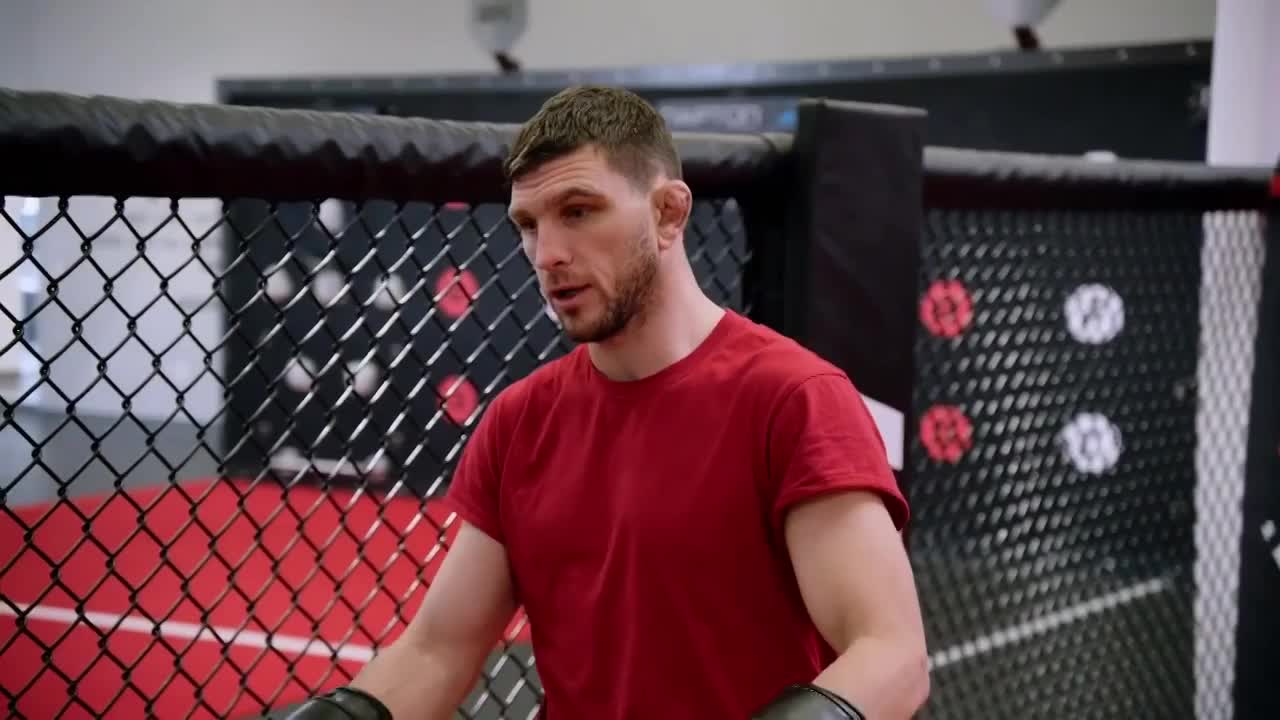 康納vs錢德勒導(dǎo)師PK！UFC終極斗士足本純享