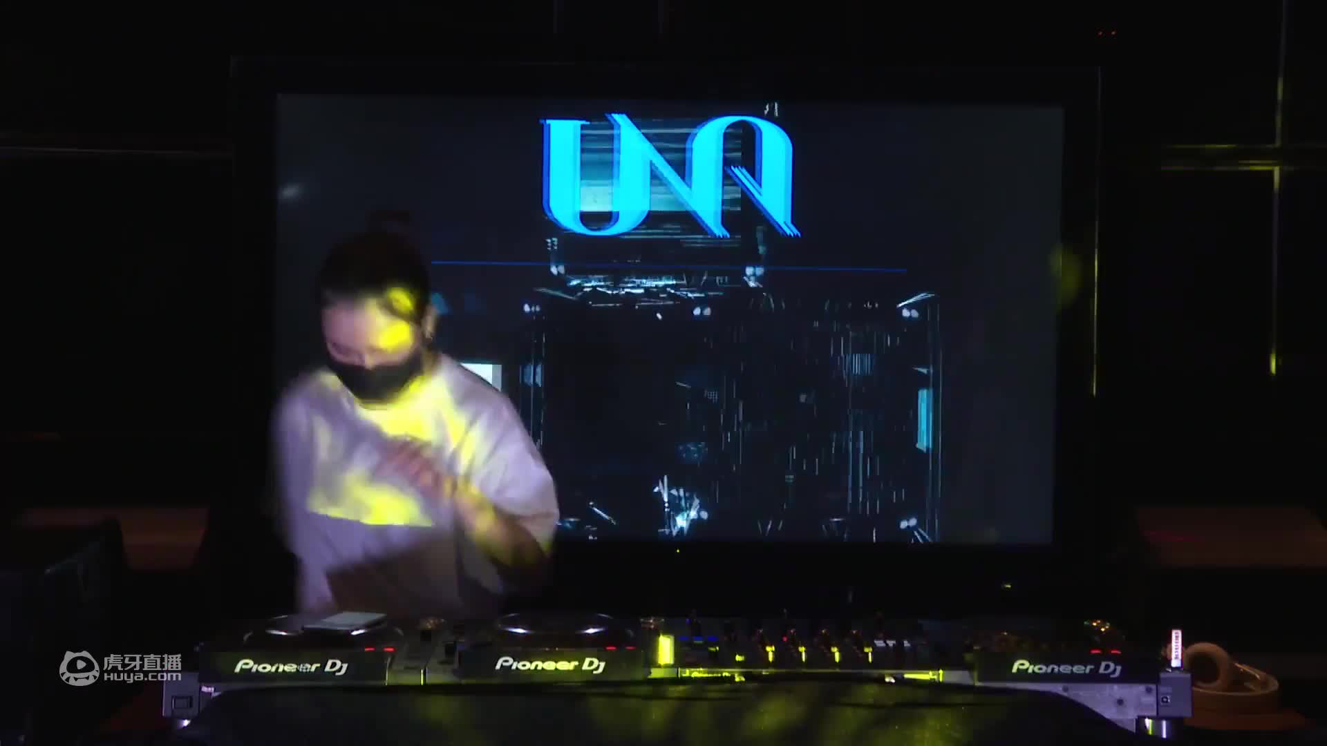 欢迎来到苏喂的直播间