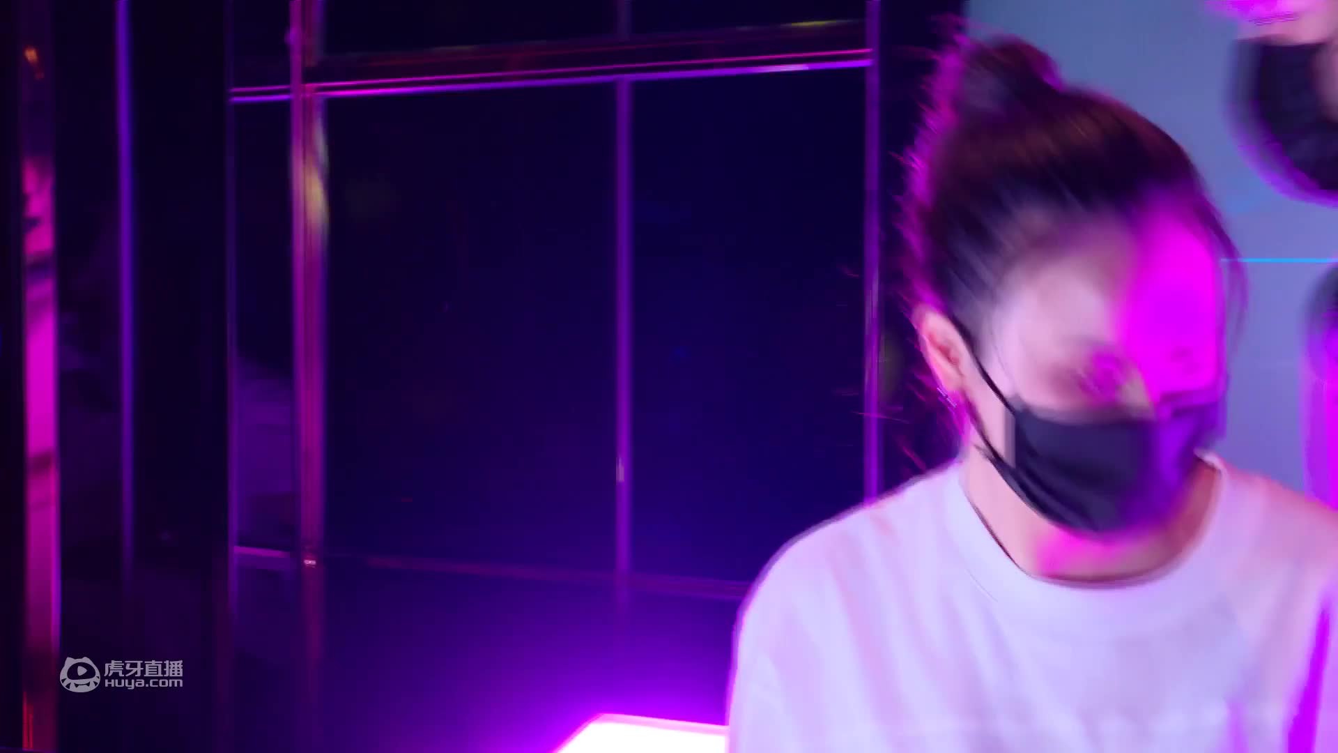 欢迎来到苏喂的直播间