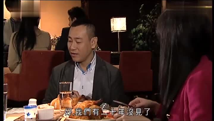 刑侦剧天花板！靠表情破案，比普通刑侦剧带感 10 倍