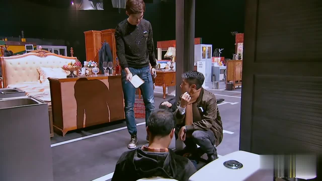 如此好笑！谁才是大侦探？