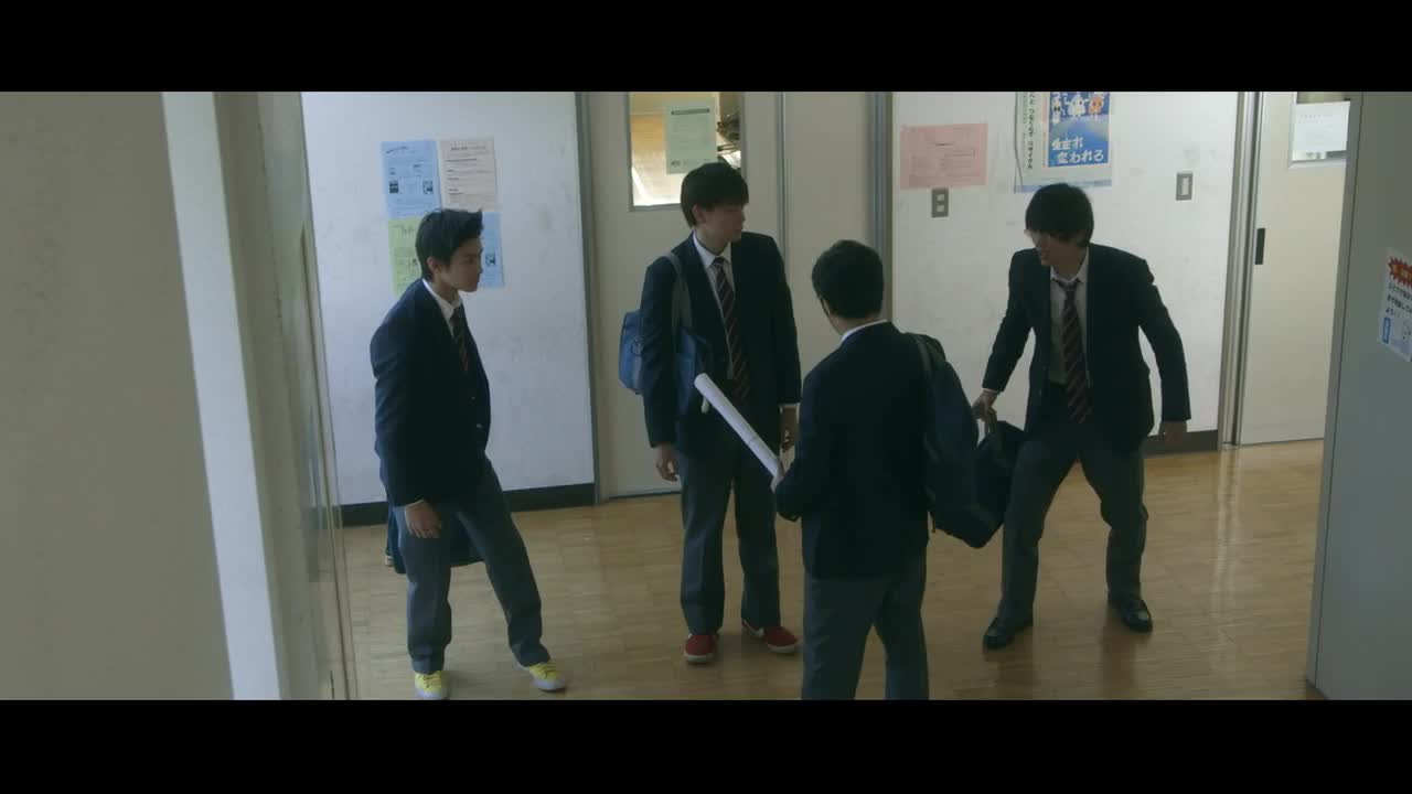 今天的风儿很喧嚣,隔壁商店的薯片要不要