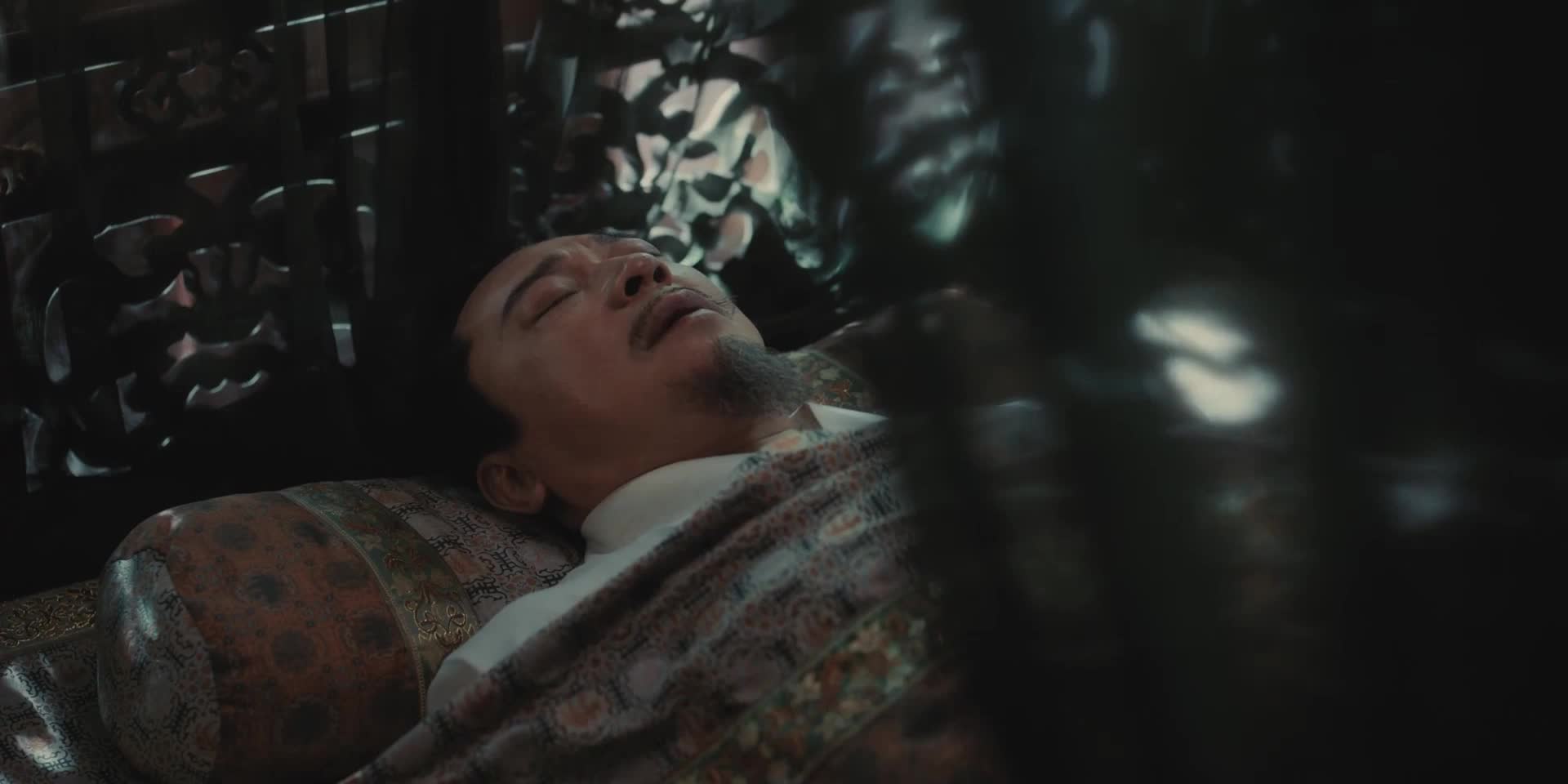 曲三更破案