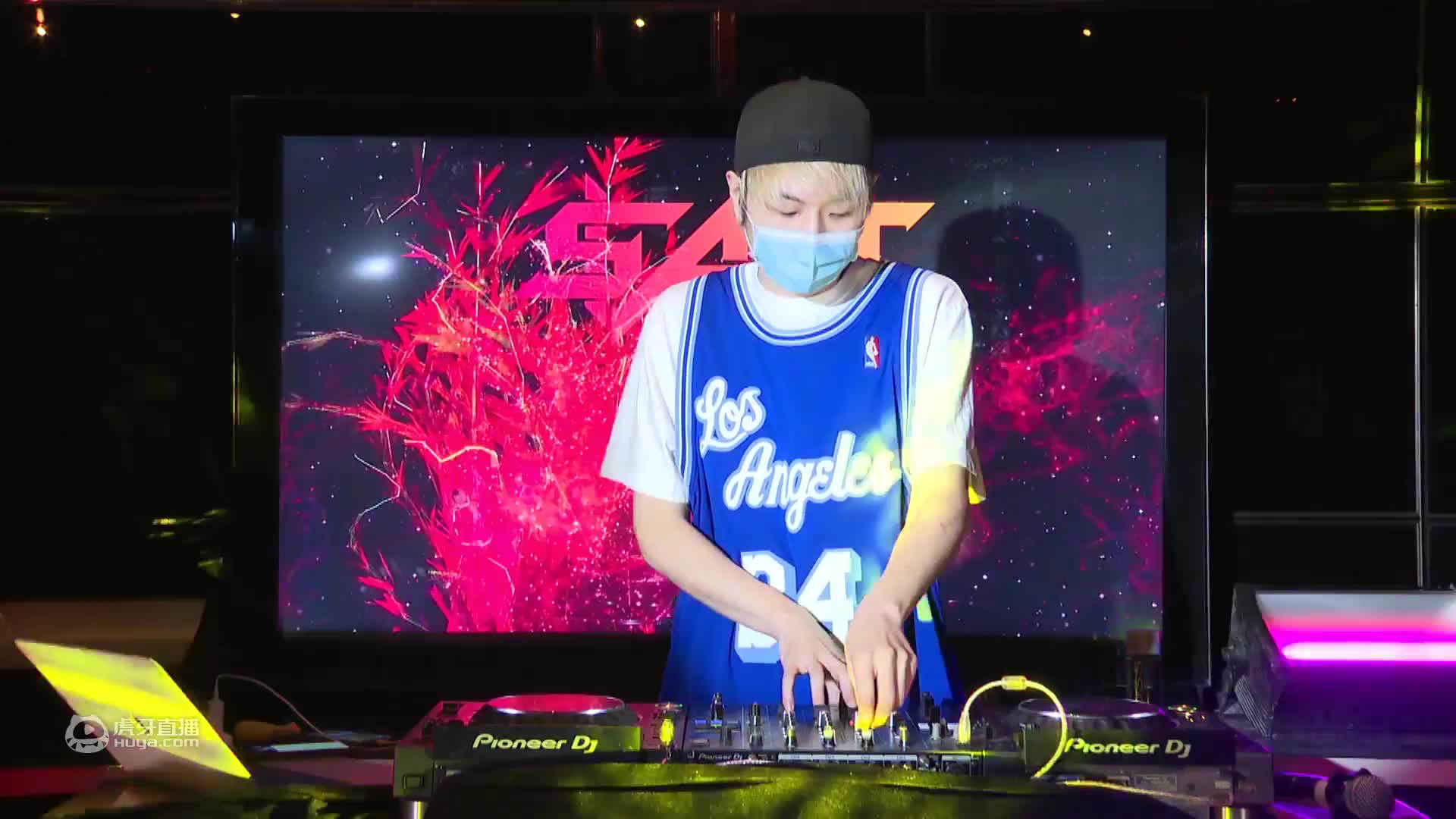 欢迎来到我是一颗小虎牙的直播间