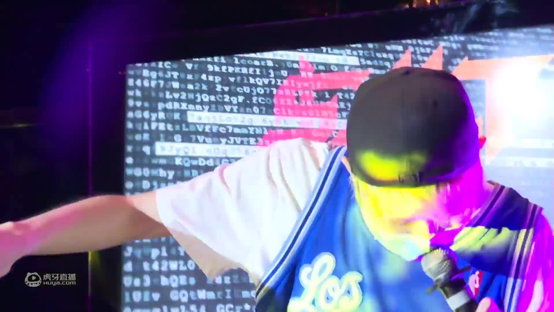 欢迎来到我是一颗小虎牙的直播间