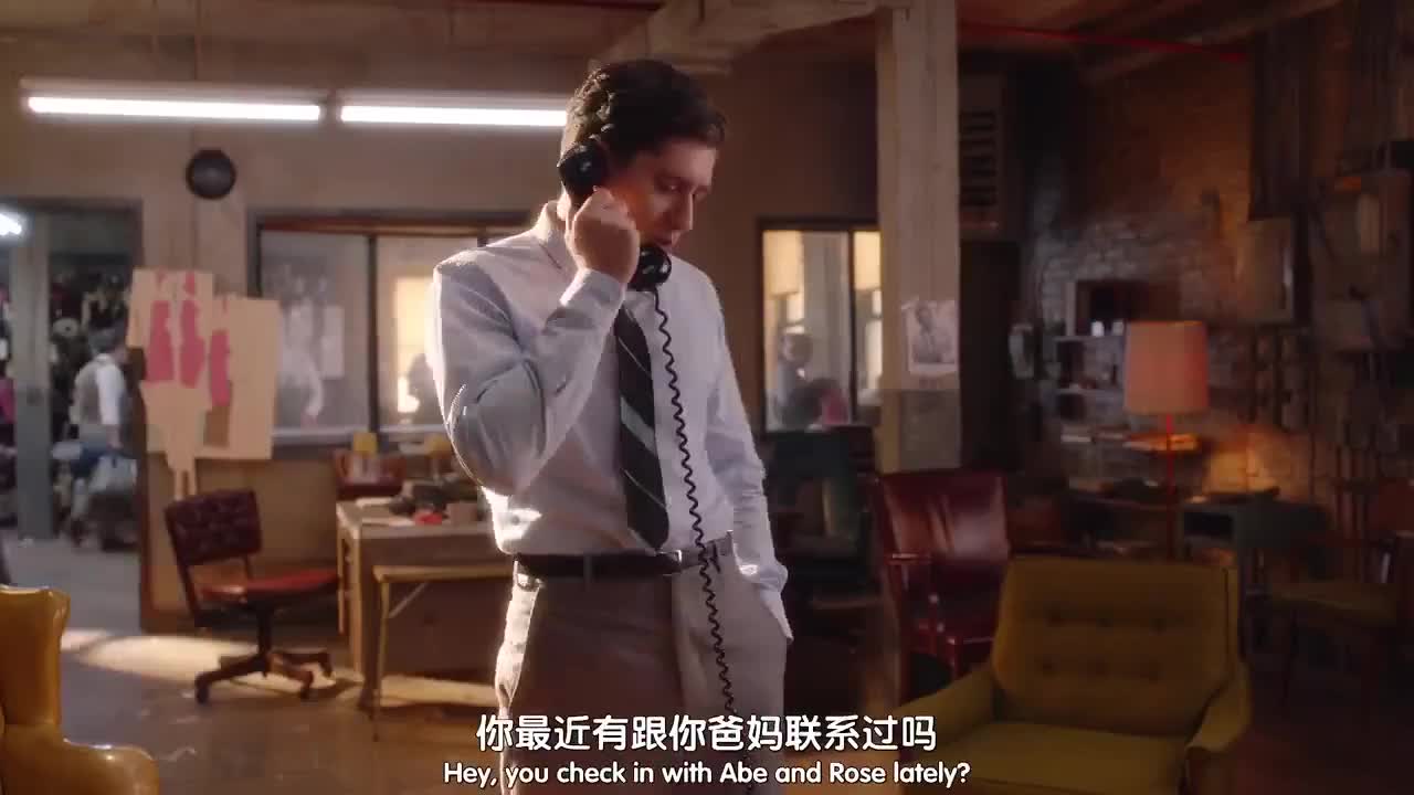看她如何把人生的烂牌打成王炸