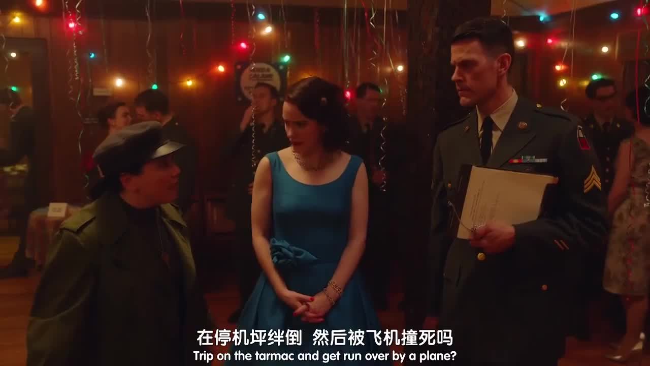 看她如何把人生的烂牌打成王炸
