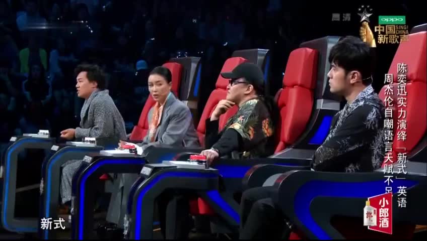 他会转身嘛 
