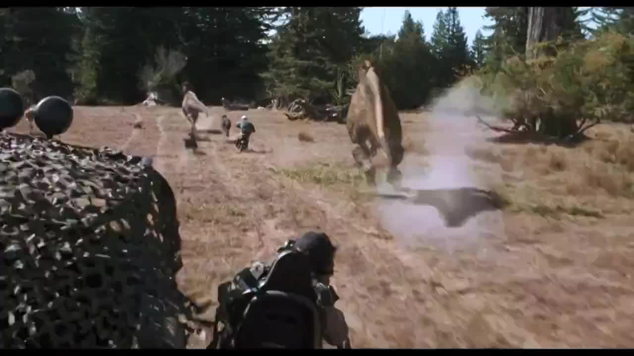 极度舒适，机器人打小怪兽