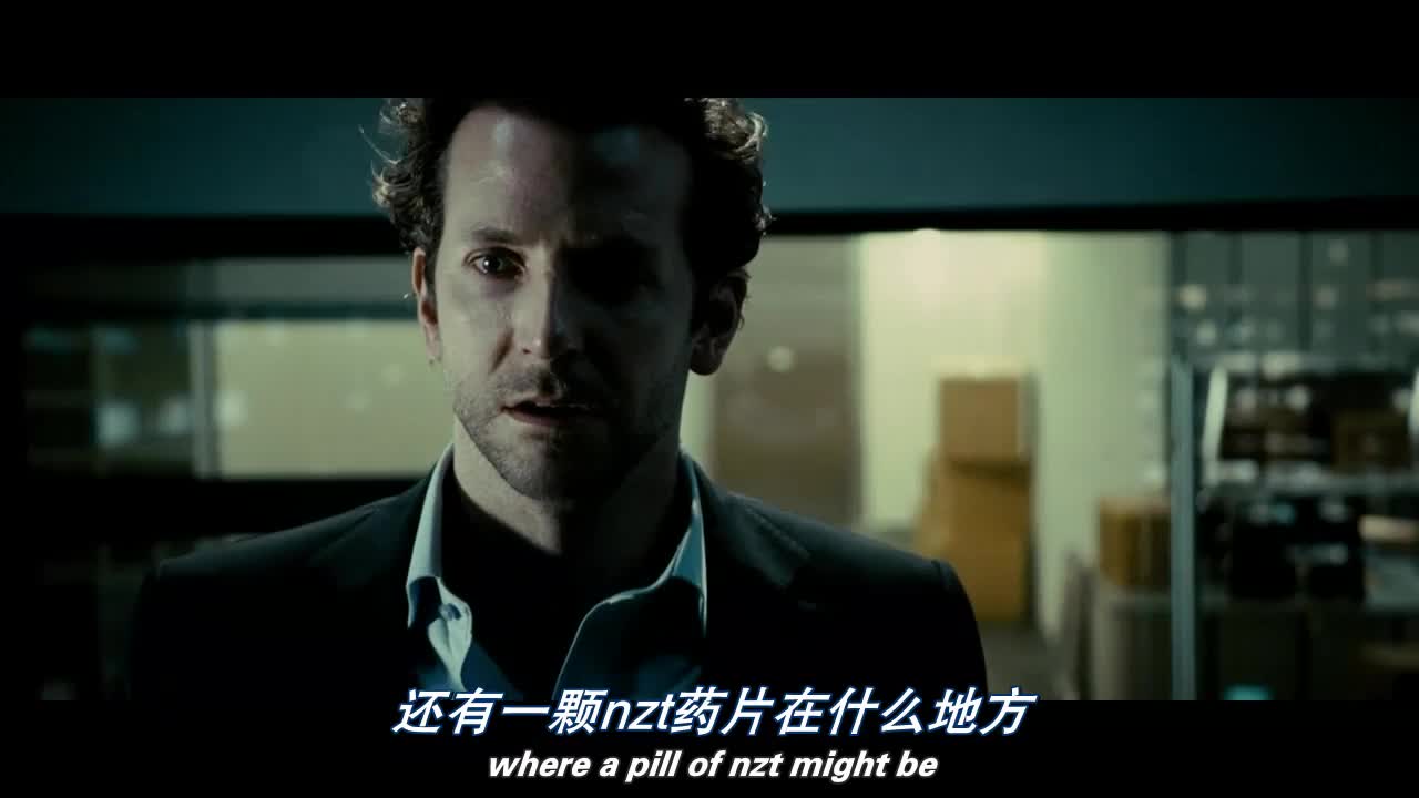空降的英雄，肌肉科技梦男
