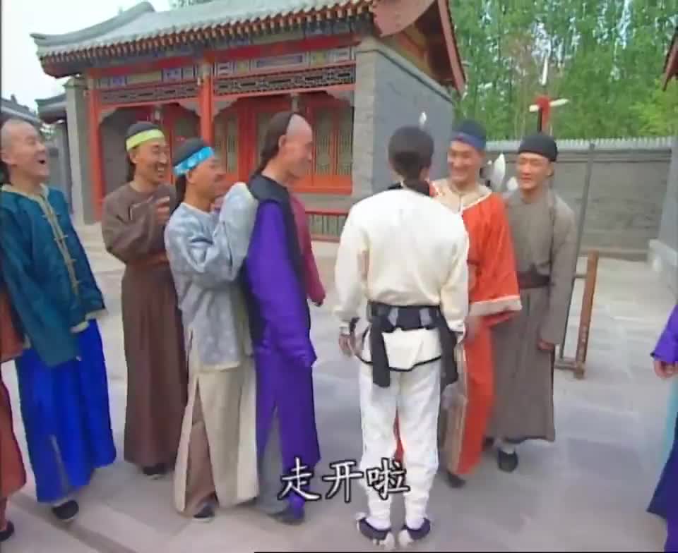 看過很多遍 特喜欢张卫健。