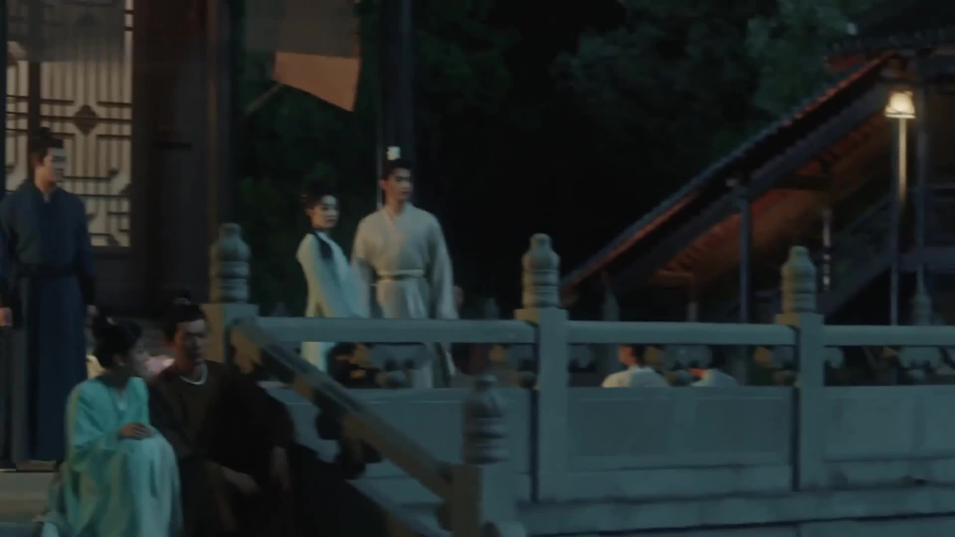 [与凤行] 本王在此，谁敢放肆