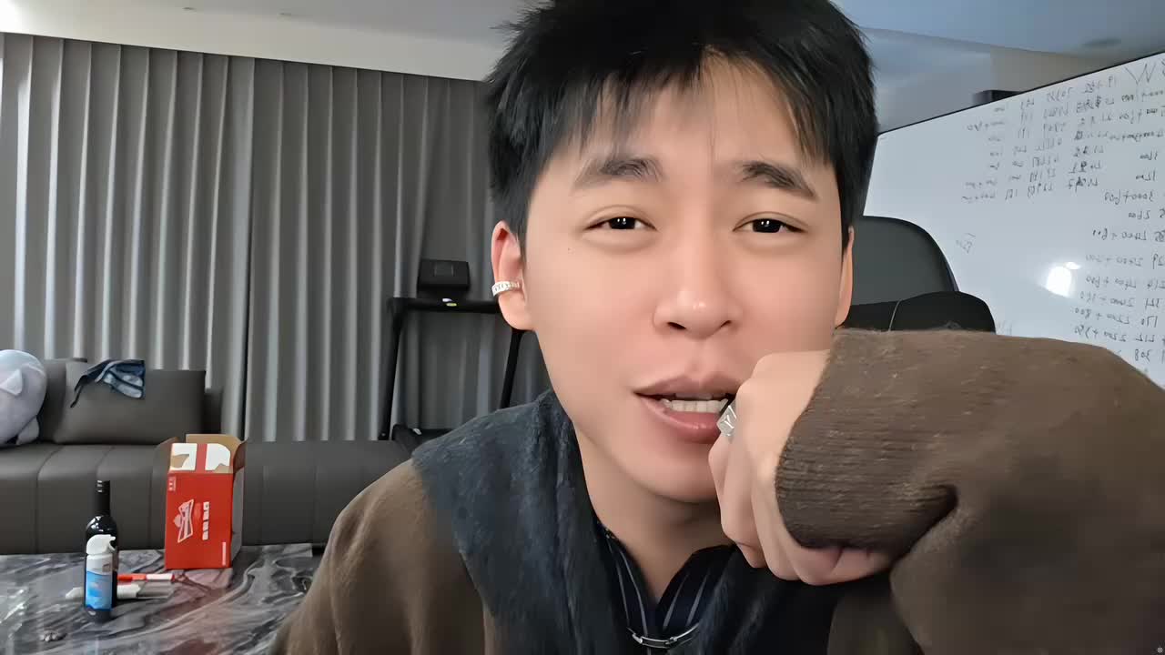 月末总结主题大会 魔鬼月即将.....