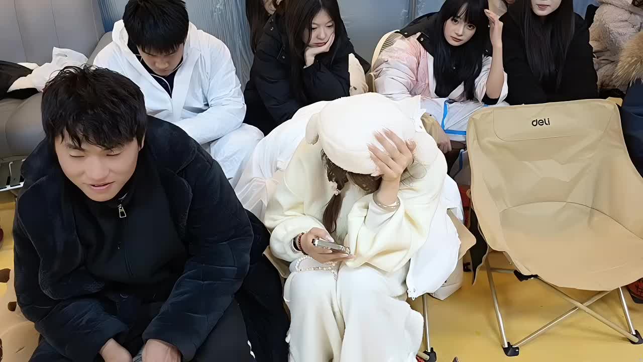 狗场朗朗美发开业