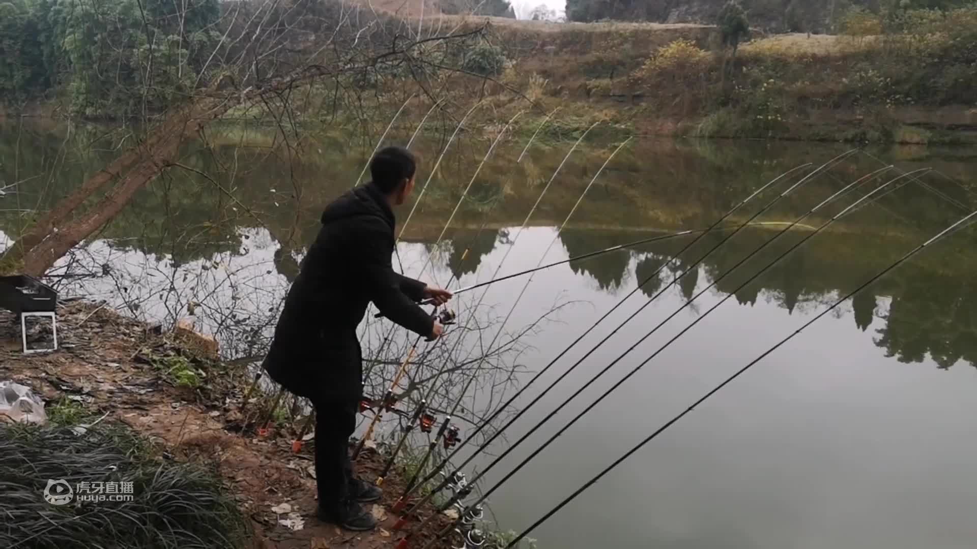乡间小河水清鱼多，钓鱼人的世外桃源