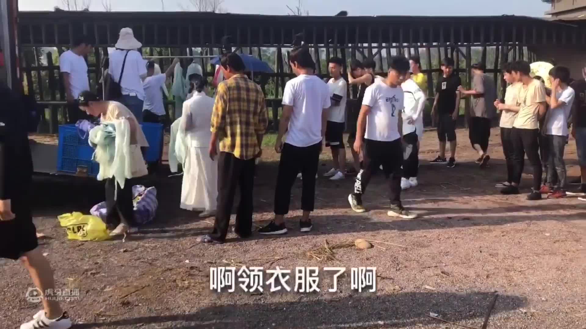 欢迎来到群演龙套哥的直播间