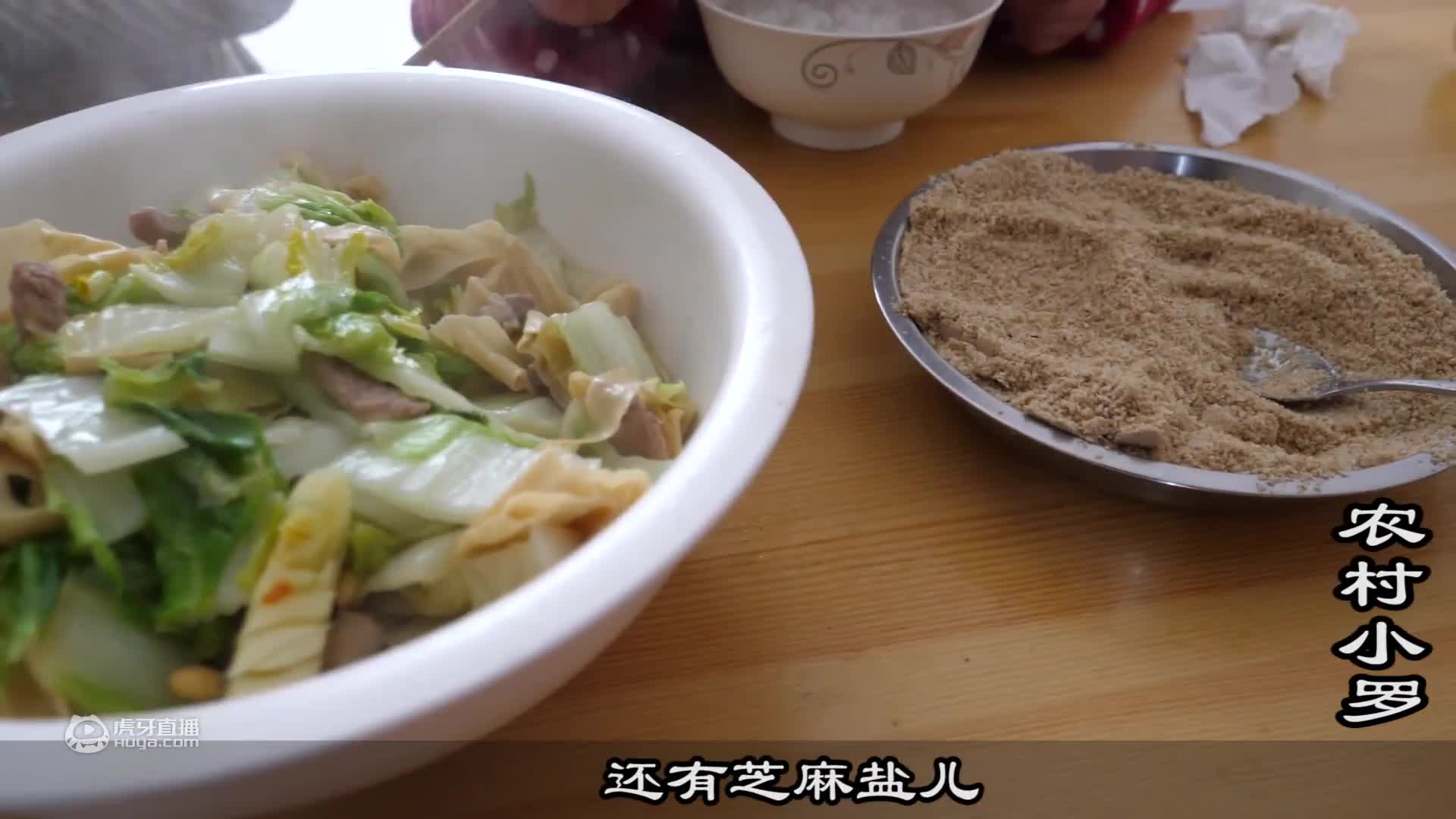 茄子夹肉这吃法真解馋，老人孩子最喜欢吃，刚端上桌就抢完了