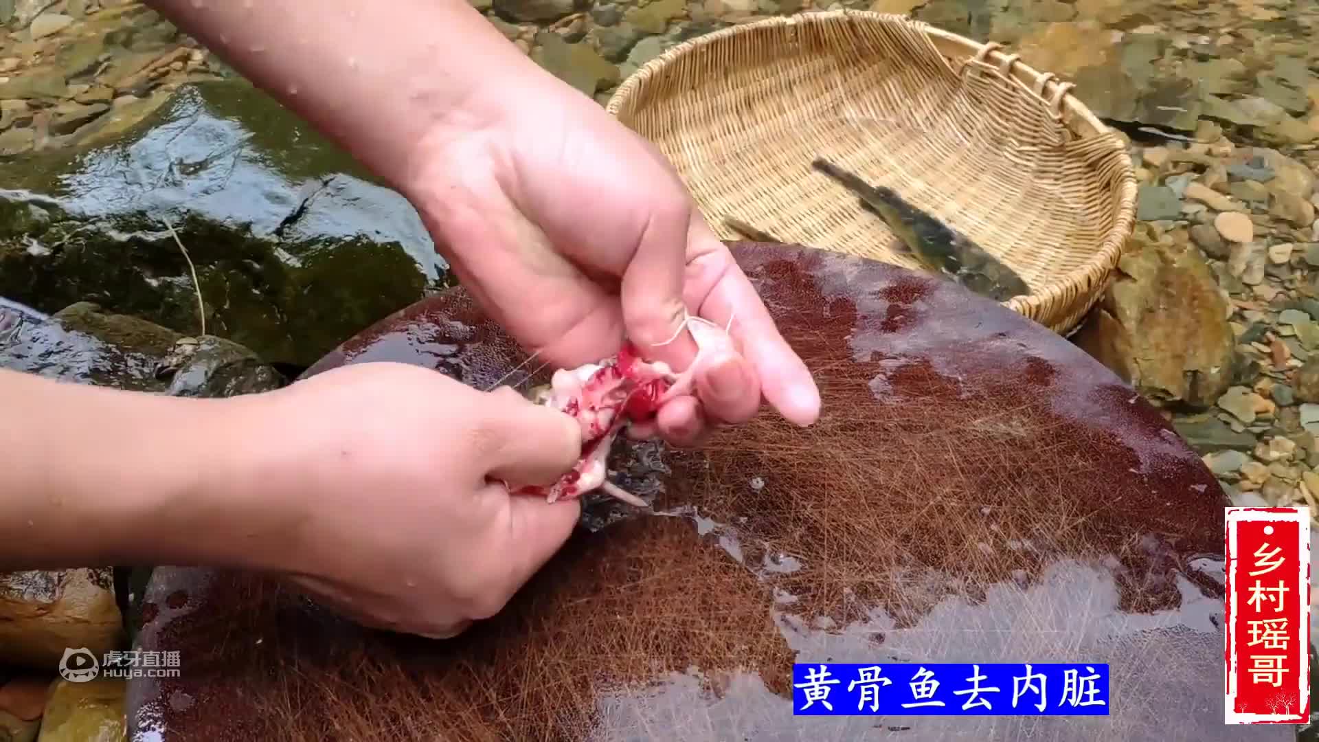 甲鱼这样吃才叫爽，一人吃一只，真过瘾