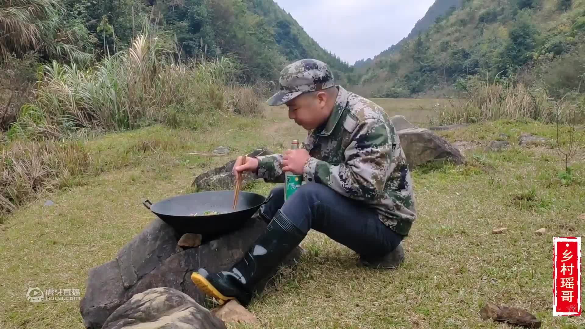甲鱼这样吃才叫爽，一人吃一只，真过瘾