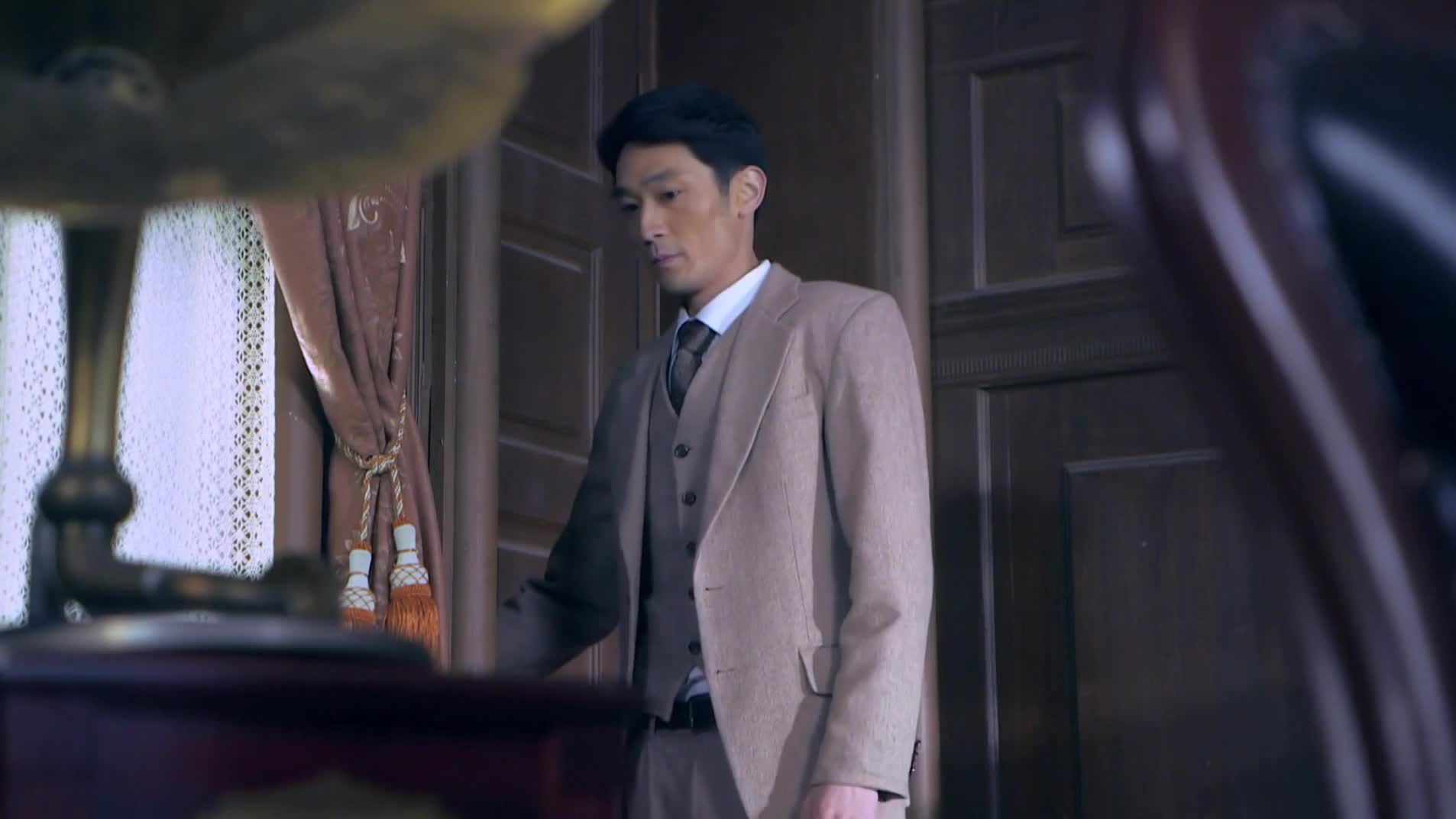 光影·康杰张若昀立志投身于抗战事业