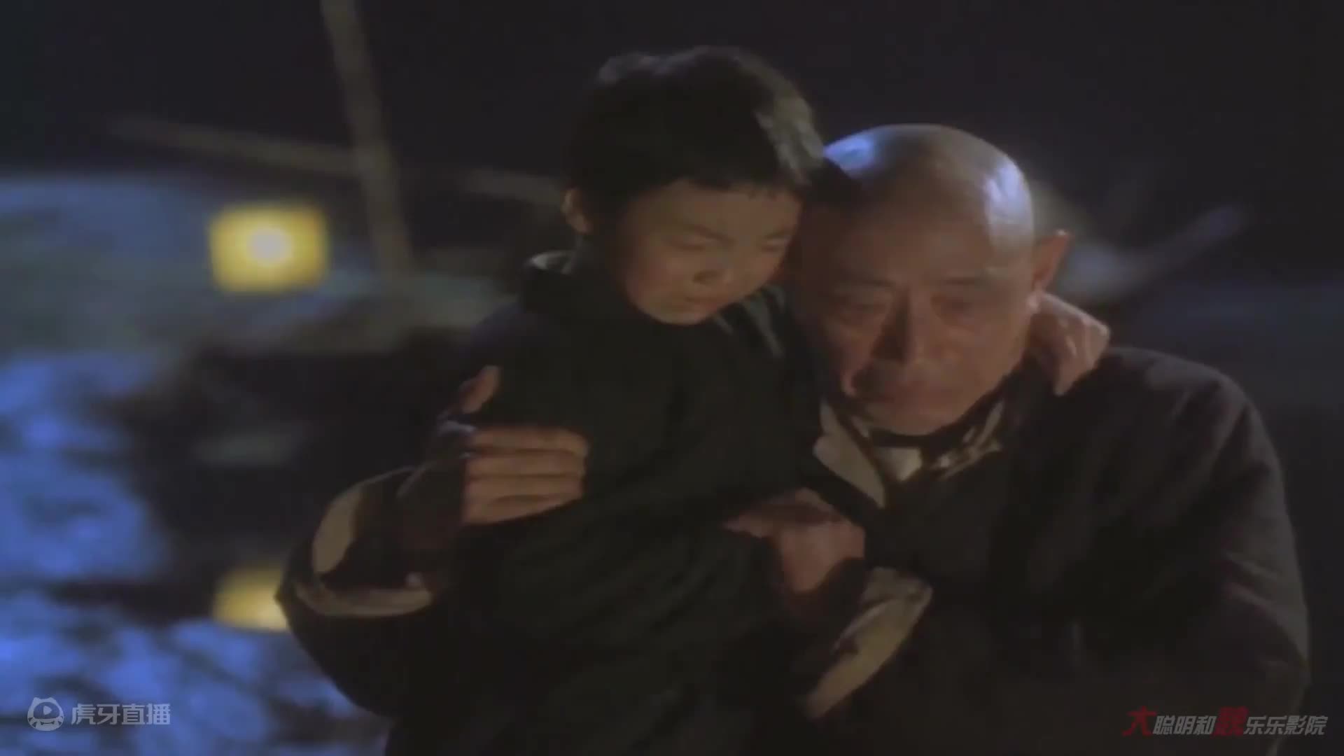 马东锡退隐当厨师，被逼无奈之只能选择出山，电影《始动》