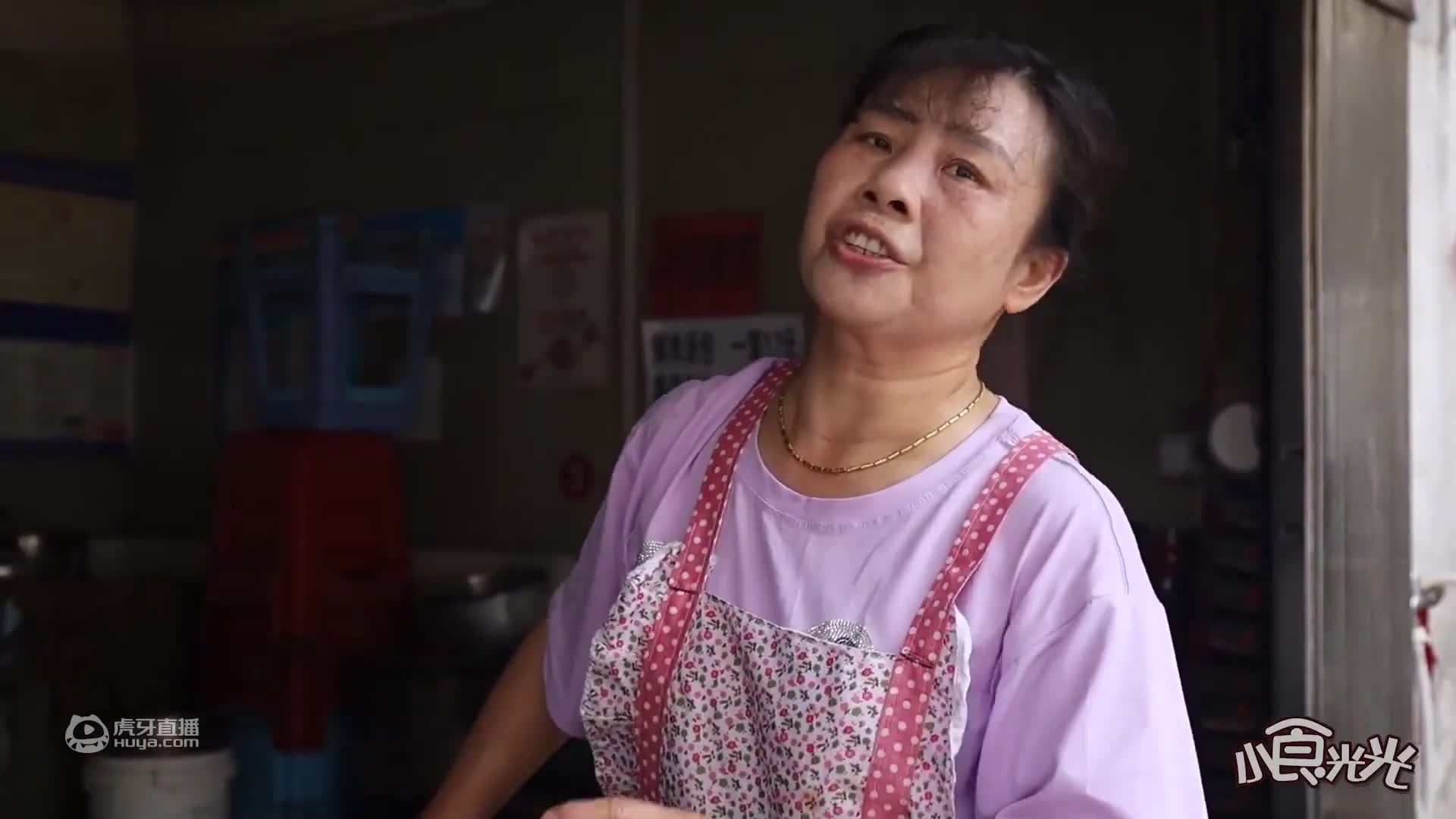 无锡美女不当老总干厨师，IT跨行炖卤肉，碗碗上2斤，块块土猪肉