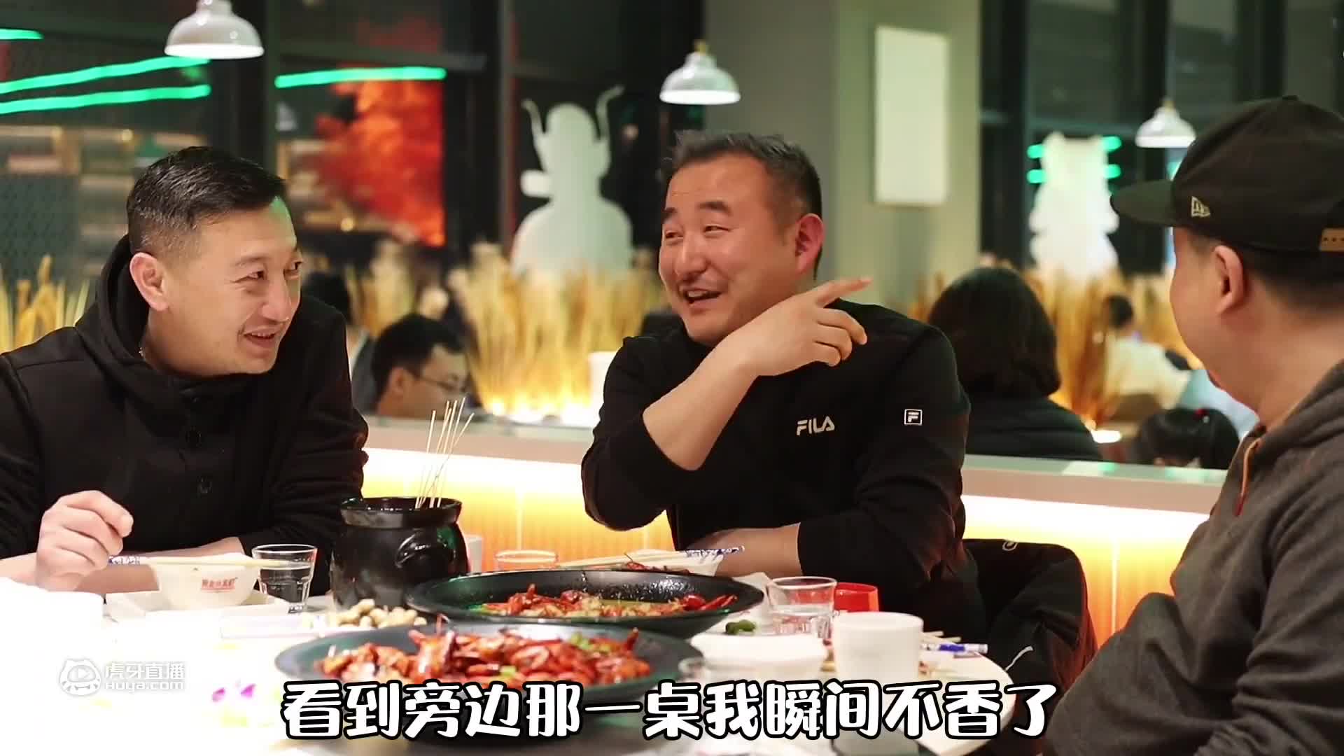 南京小哥游莫干山，2000多一晚的酒店，送的自助早餐三文鱼管够