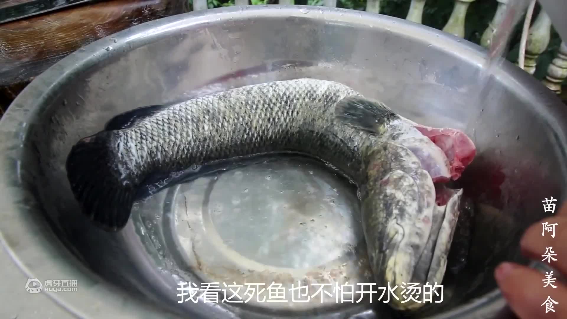 苗大姐3毛钱两斤香菜，再来3毛半斤辣椒一炒，干饭人吃两大盆