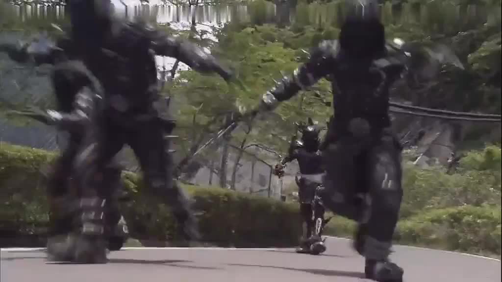 经典动漫假面骑士帝骑来袭！
