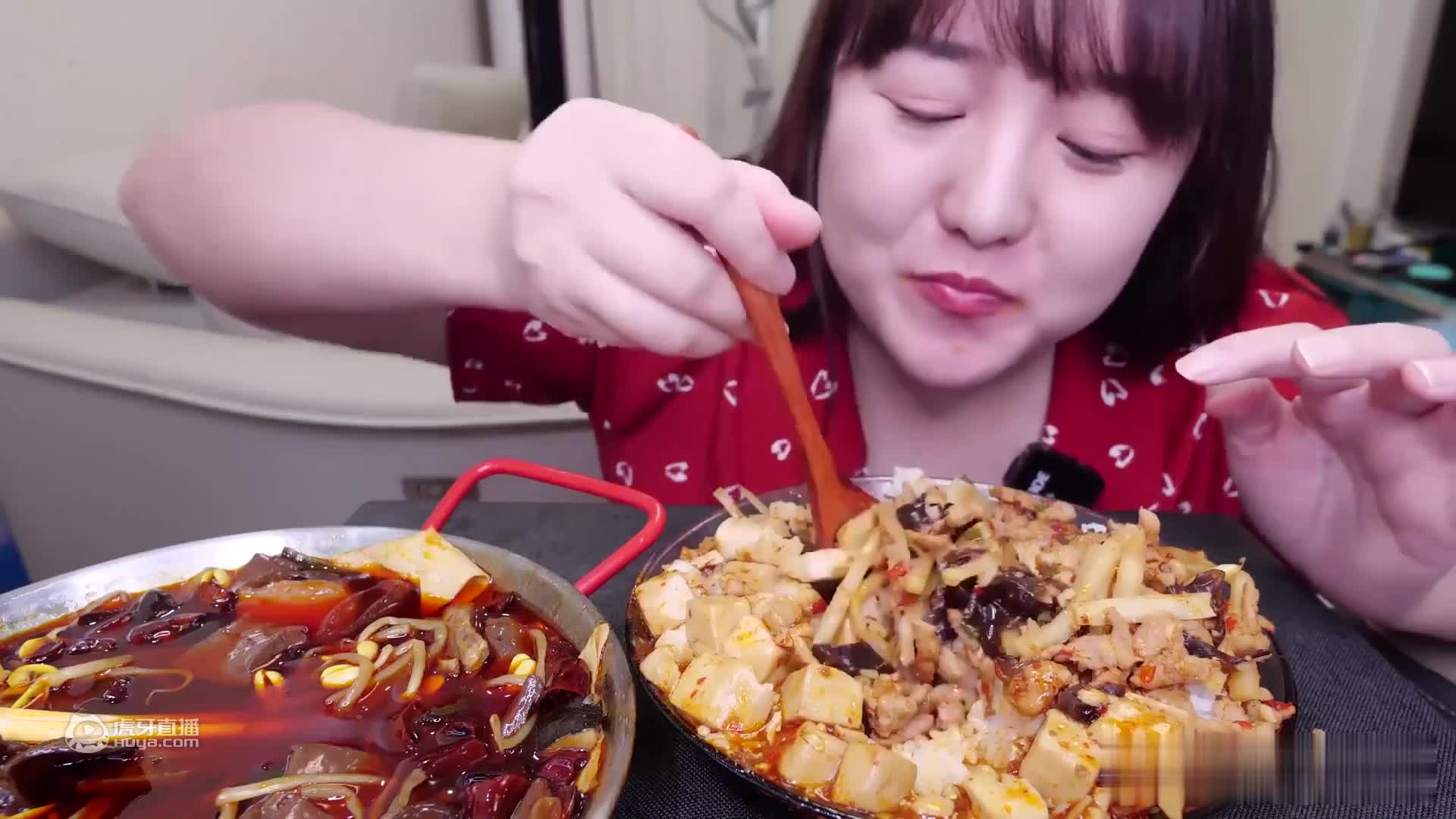 100元可以在星巴克吃到什么早餐？卡乐比的麦片怎么那么好吃！！