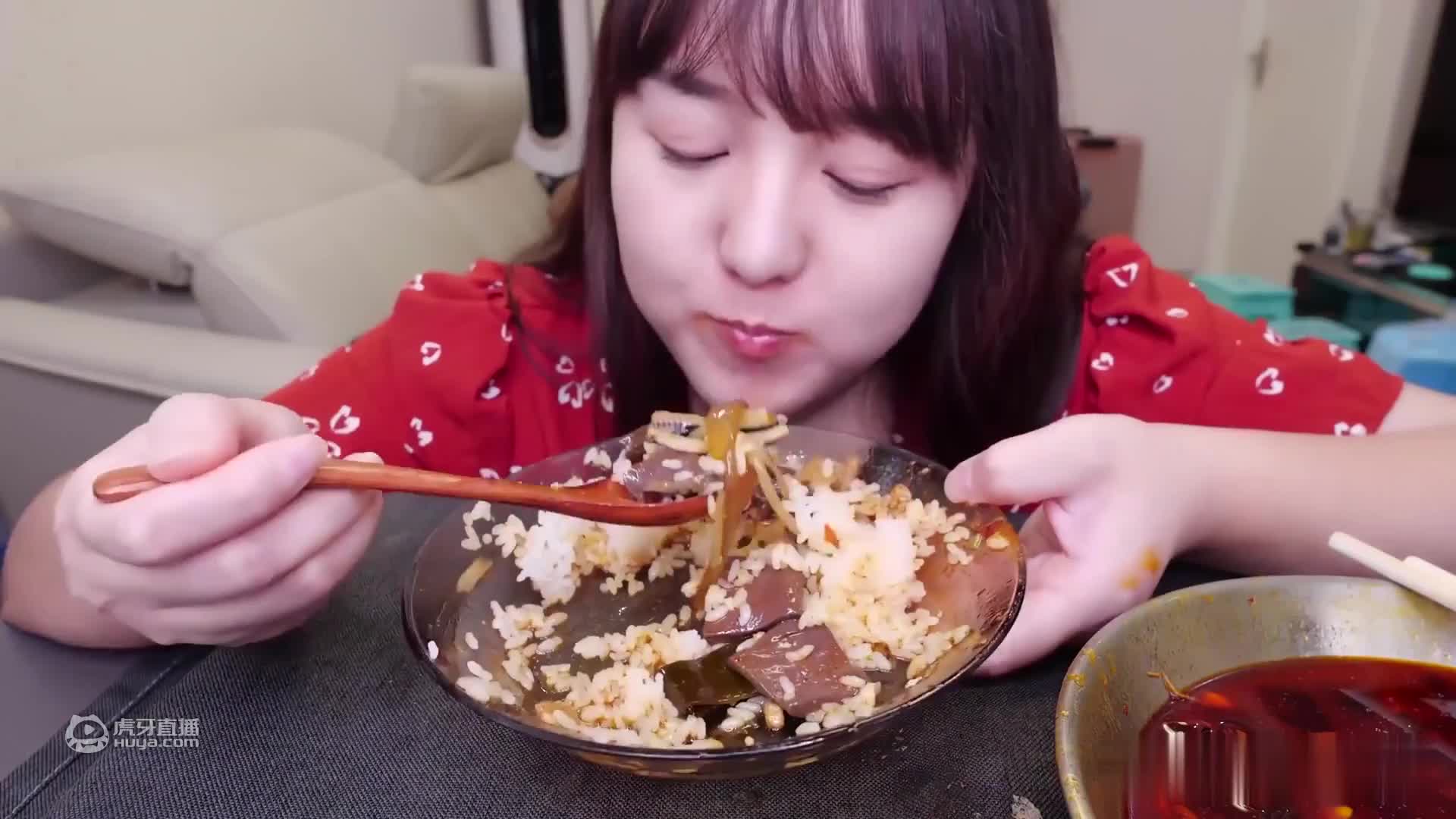 100元可以在星巴克吃到什么早餐？卡乐比的麦片怎么那么好吃！！