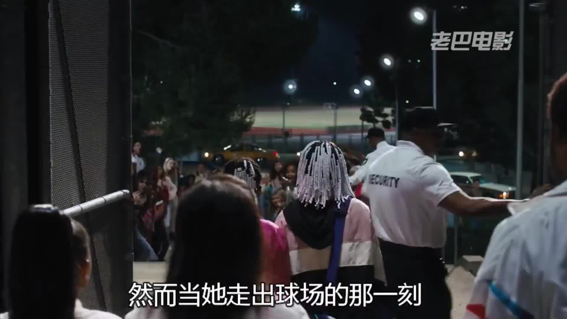 只因为看了眼手机，他便毁灭了7个家庭《七磅》