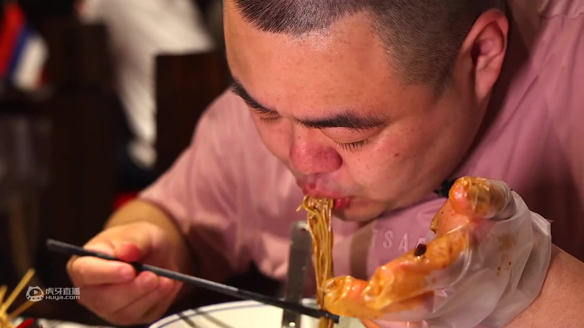 长沙美食之旅从小龙虾开始！来长沙必须要做的三件事，都安排起来