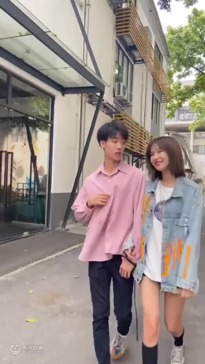 欢迎来到hihiji的直播间