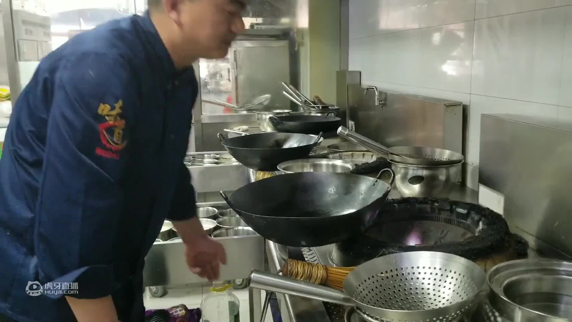 干了二十年餐饮做了十几年厨师长的酒店老板给大家分享羊腰子做法