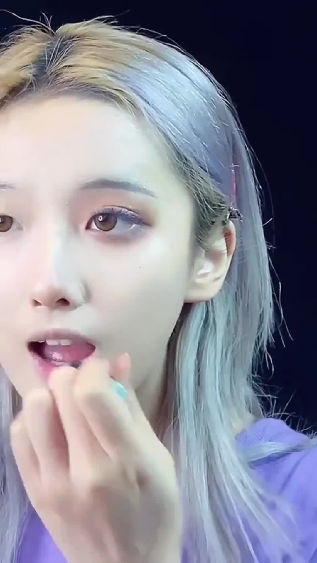 欢迎来到圣里啊的直播间