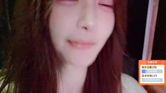 十八【1995】戶外直播_十八【1995】視頻直播 - 虎牙直播