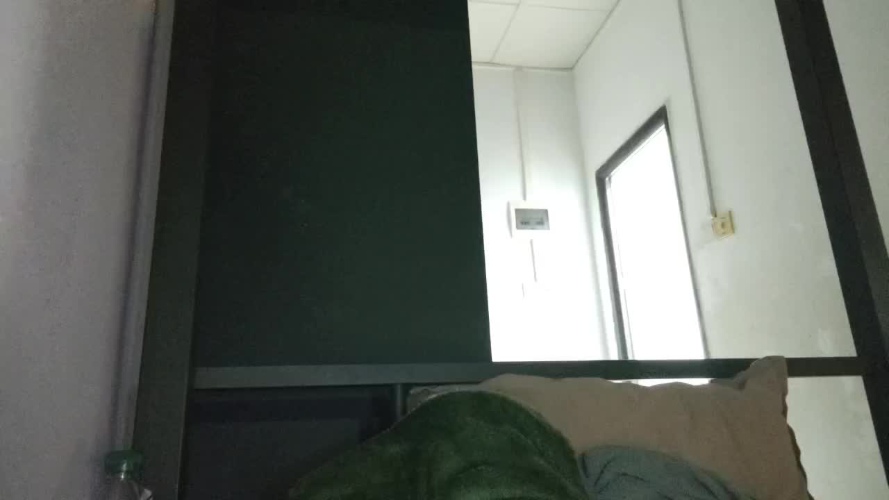 冰箱是有了，腿受伤了