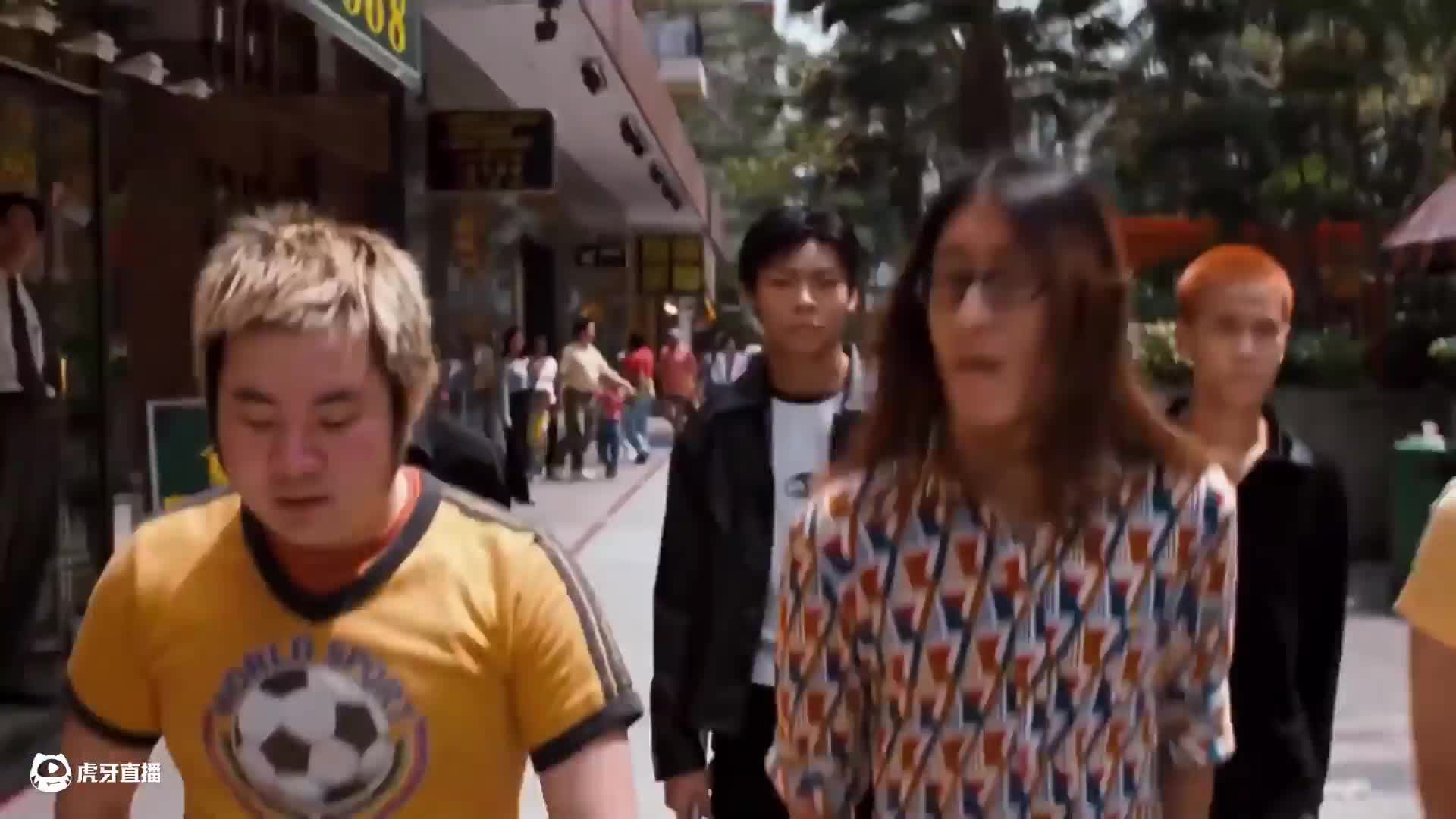 《古惑仔之战无不胜》大结局，大天二惨死，山鸡决定为好兄弟复仇，最终上位成功，当选屯门老大