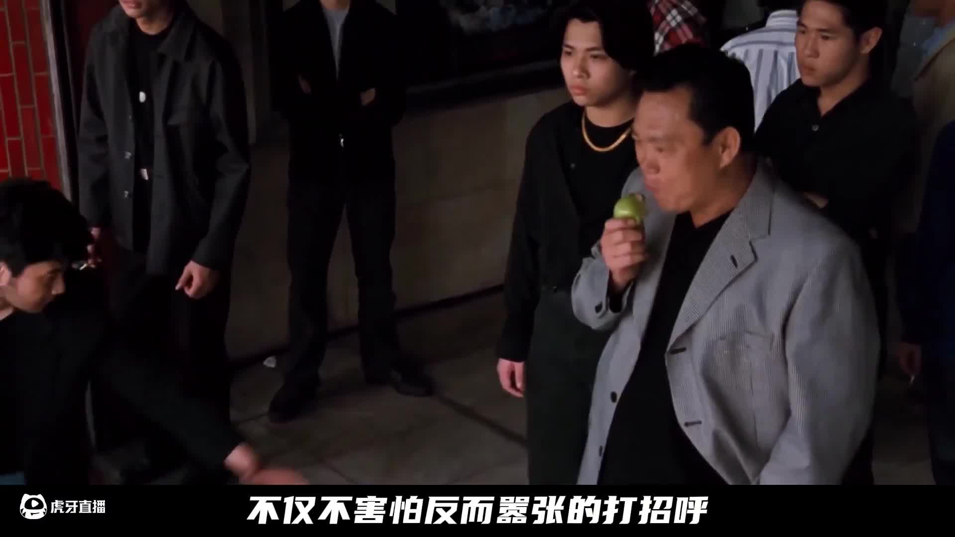 《古惑仔之战无不胜》大结局，大天二惨死，山鸡决定为好兄弟复仇，最终上位成功，当选屯门老大