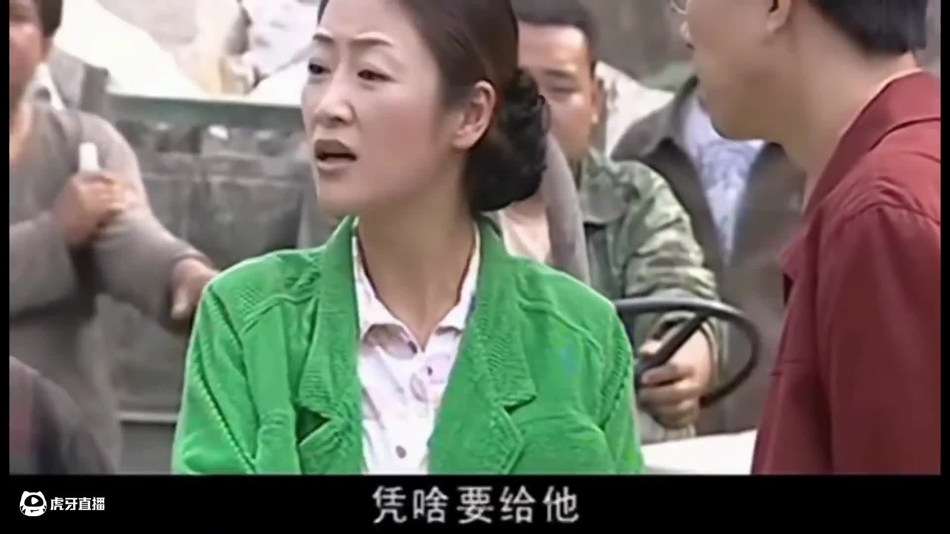 男人辞掉沈长的工作，带着女友回到家乡创业！