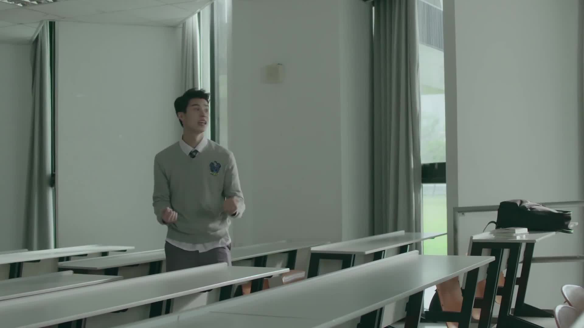 推理笔记, 张子枫侯明昊寻找"扑克牌"