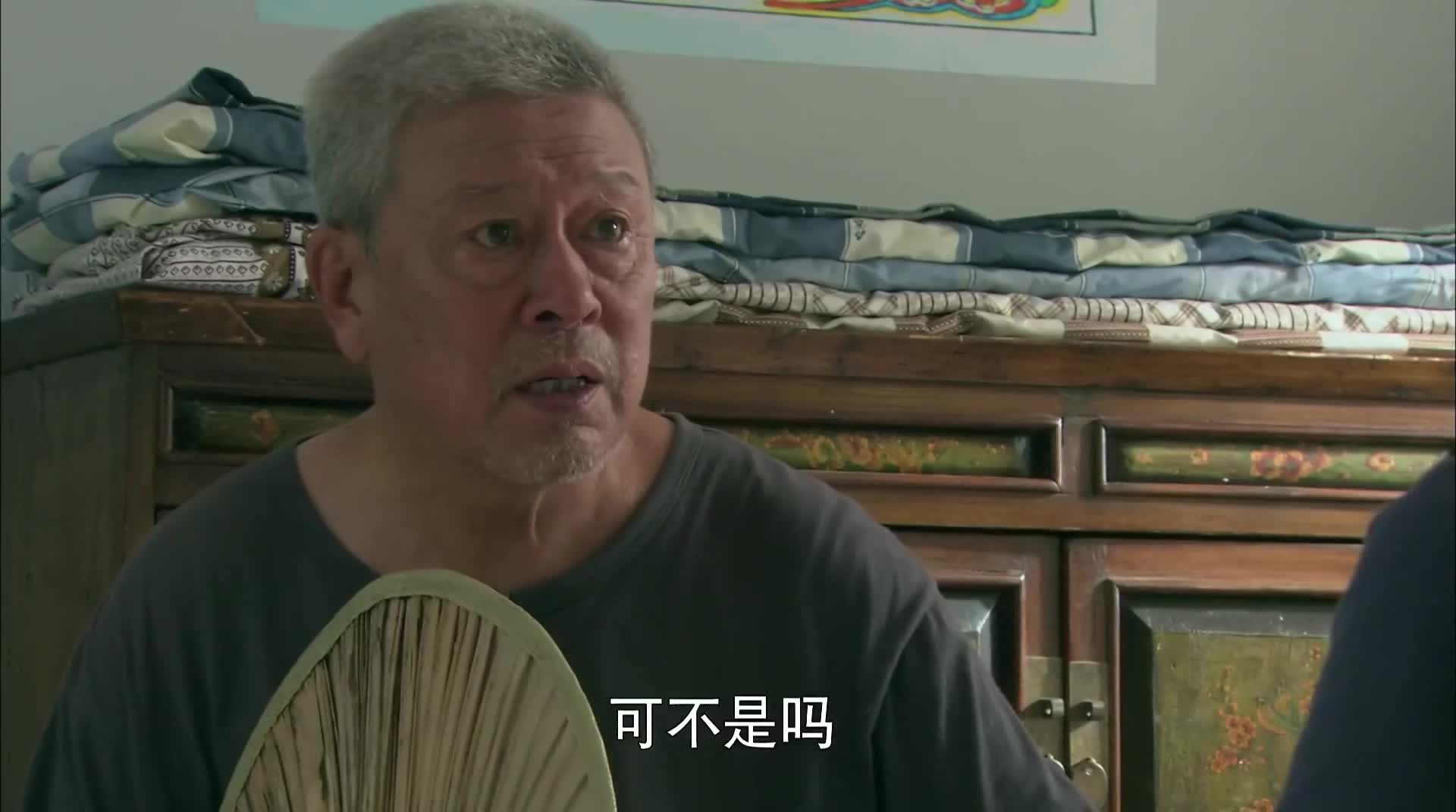 老家门口唱大戏 比乡村爱情还好看