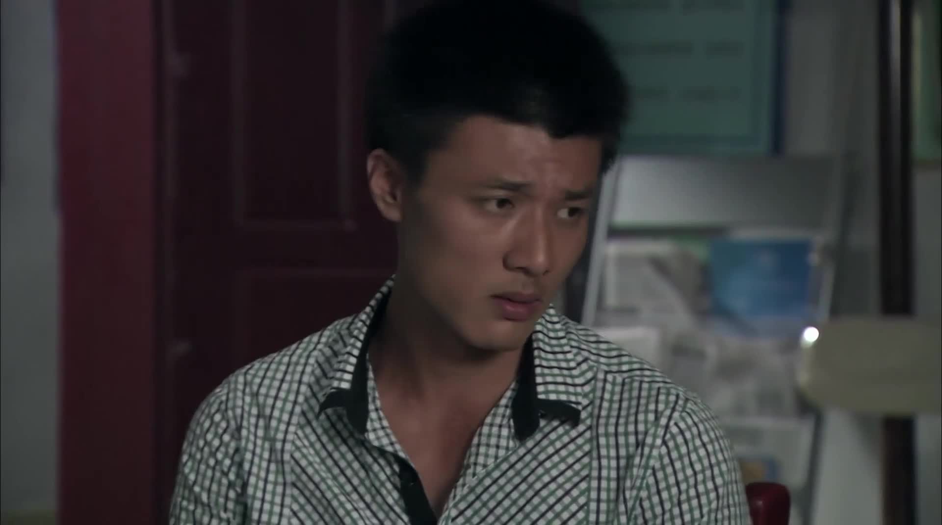 老家门口唱大戏 比乡村爱情还好看