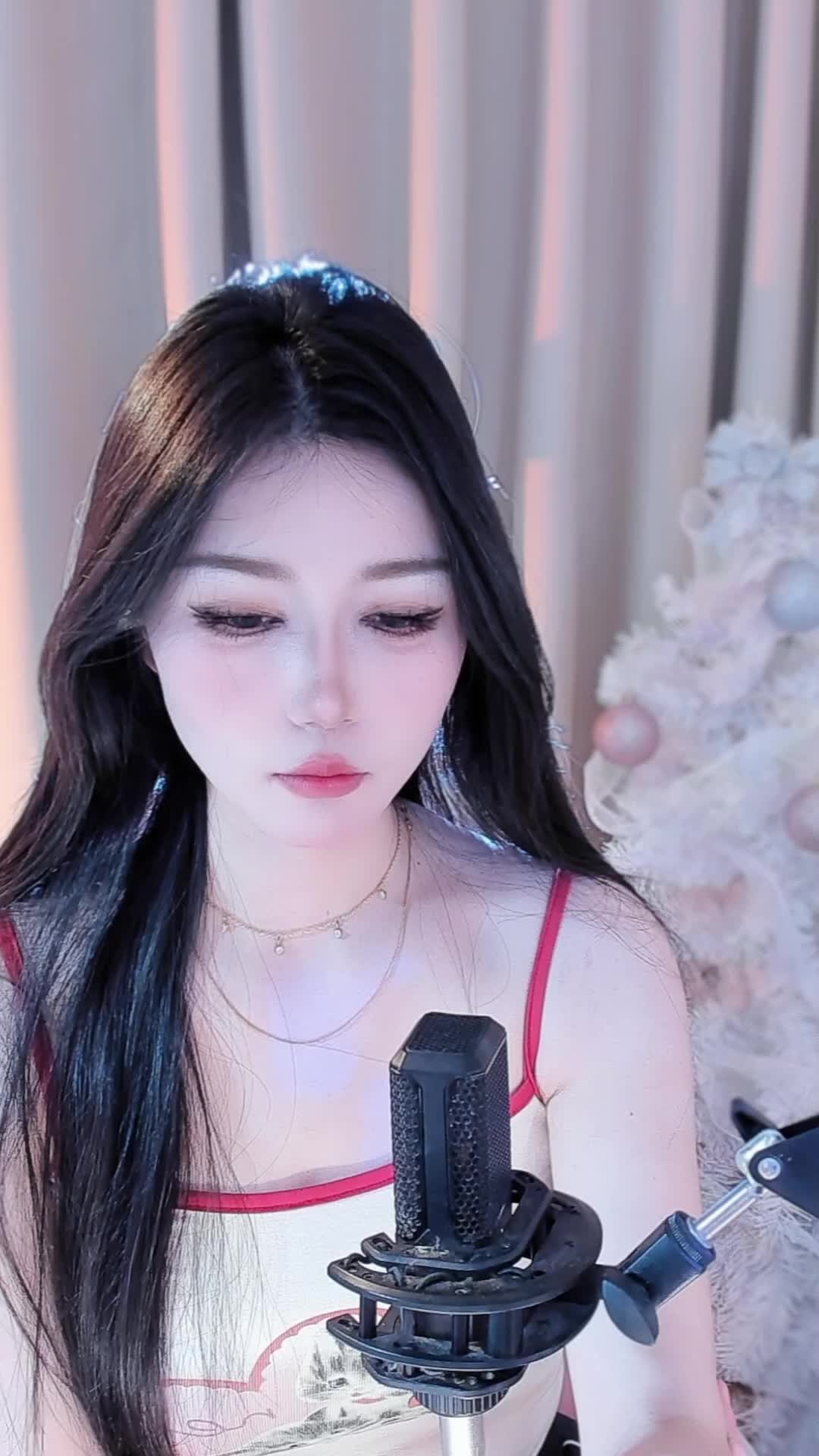 欢迎来到郑伯一千河的直播间